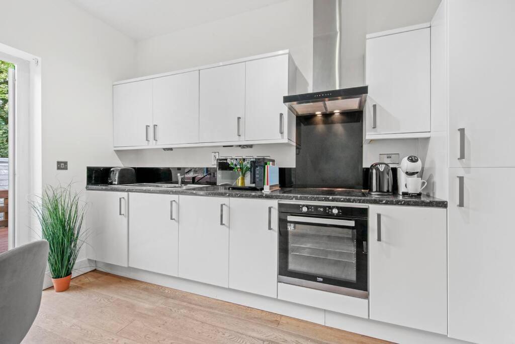 Charming 2 Bed Apartment Free Wifi Close To Camden Лондон Экстерьер фото